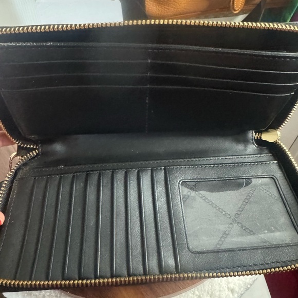 Michael Kors Animal Print Wallet in Black and Tan- Calf hair🐆🐆🐆 - Picture 4 of 5